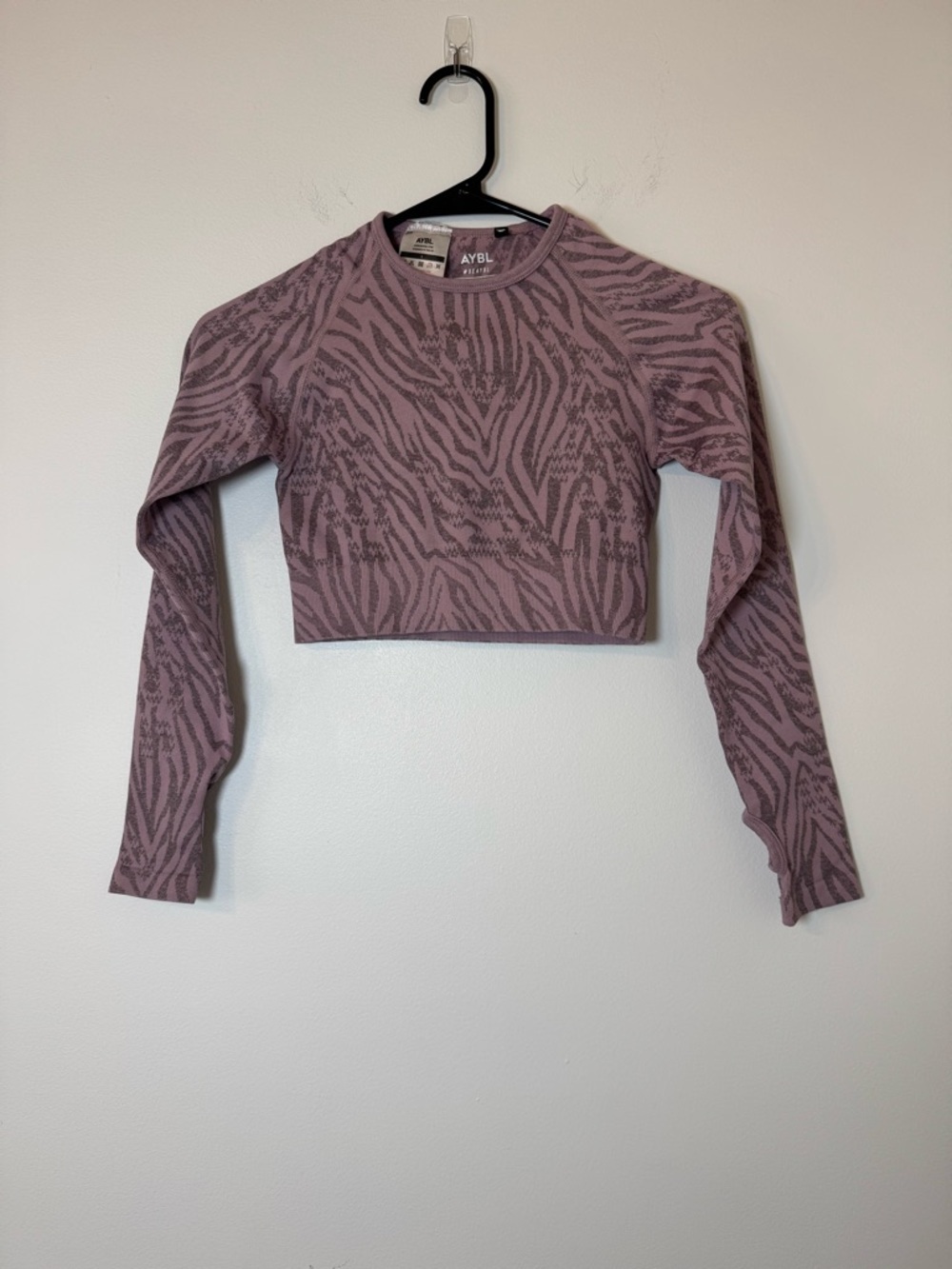 AYBL Seamless Crop Top Womens Small Pink Zebra Long Sleeve Gym Activewear